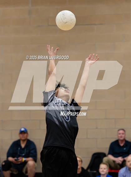 Thumbnail 1 in Grandview vs. James Irwin photogallery.
