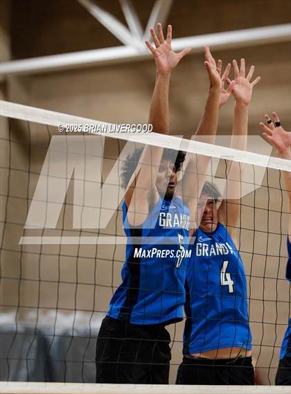 Thumbnail 1 in Grandview vs. James Irwin photogallery.