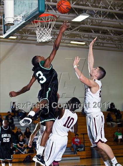 Thumbnail 2 in Cinco Ranch vs. Pasadena (McDonald's Texas Invitational) photogallery.