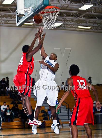 Thumbnail 1 in Cinco Ranch vs. Pasadena (McDonald's Texas Invitational) photogallery.