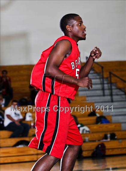 Thumbnail 1 in Cinco Ranch vs. Pasadena (McDonald's Texas Invitational) photogallery.