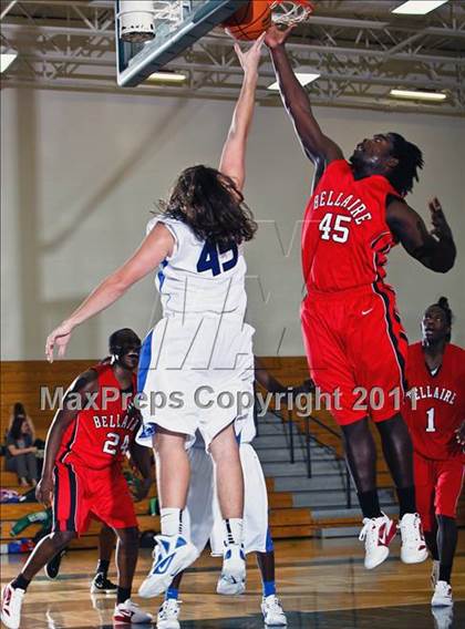 Thumbnail 2 in Cinco Ranch vs. Pasadena (McDonald's Texas Invitational) photogallery.