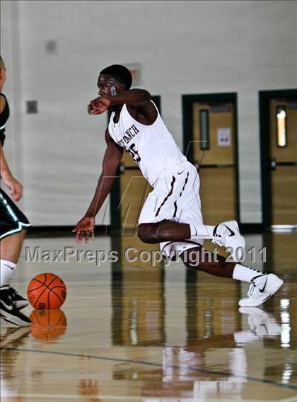 Thumbnail 2 in Cinco Ranch vs. Pasadena (McDonald's Texas Invitational) photogallery.