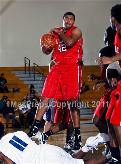Thumbnail 3 in Cinco Ranch vs. Pasadena (McDonald's Texas Invitational) photogallery.
