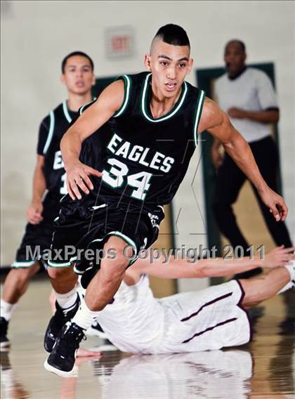 Thumbnail 2 in Cinco Ranch vs. Pasadena (McDonald's Texas Invitational) photogallery.