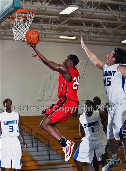 Thumbnail 1 in Cinco Ranch vs. Pasadena (McDonald's Texas Invitational) photogallery.