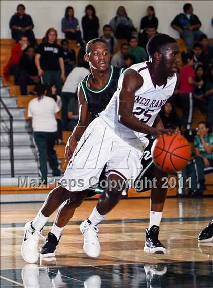 Thumbnail 3 in Cinco Ranch vs. Pasadena (McDonald's Texas Invitational) photogallery.