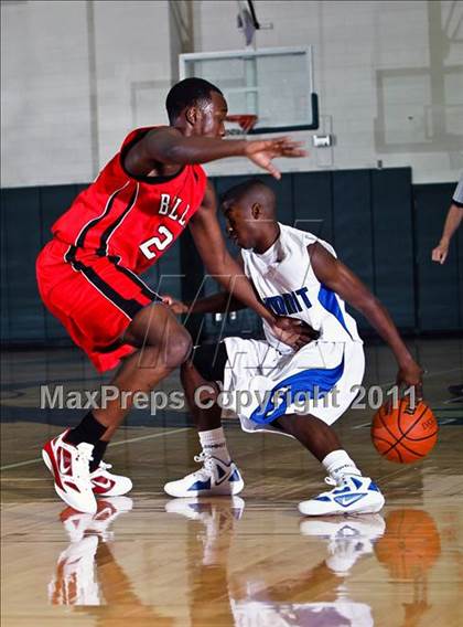 Thumbnail 2 in Cinco Ranch vs. Pasadena (McDonald's Texas Invitational) photogallery.