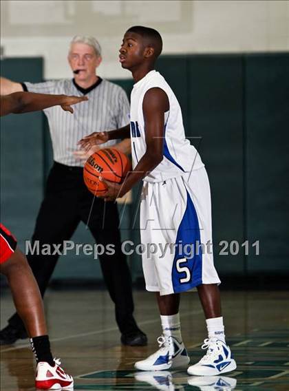 Thumbnail 1 in Cinco Ranch vs. Pasadena (McDonald's Texas Invitational) photogallery.