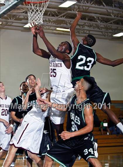 Thumbnail 3 in Cinco Ranch vs. Pasadena (McDonald's Texas Invitational) photogallery.