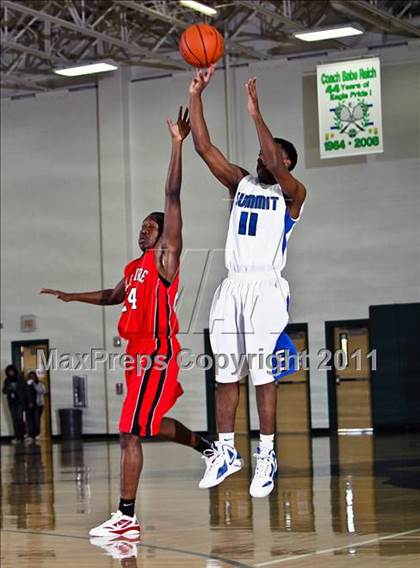 Thumbnail 3 in Cinco Ranch vs. Pasadena (McDonald's Texas Invitational) photogallery.