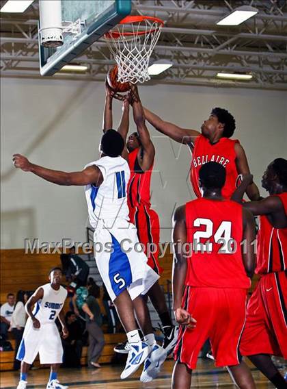 Thumbnail 1 in Cinco Ranch vs. Pasadena (McDonald's Texas Invitational) photogallery.