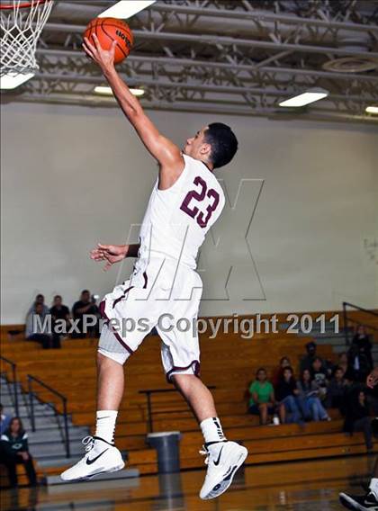 Thumbnail 1 in Cinco Ranch vs. Pasadena (McDonald's Texas Invitational) photogallery.