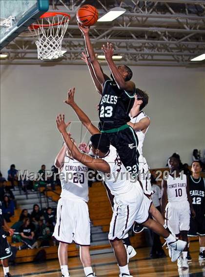Thumbnail 2 in Cinco Ranch vs. Pasadena (McDonald's Texas Invitational) photogallery.