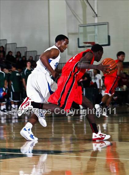 Thumbnail 1 in Cinco Ranch vs. Pasadena (McDonald's Texas Invitational) photogallery.
