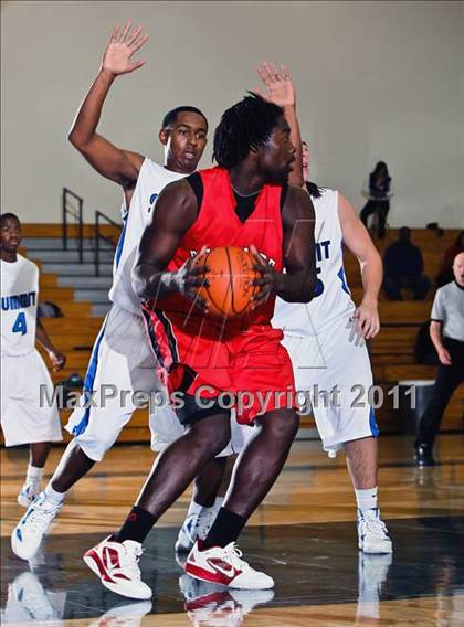Thumbnail 2 in Cinco Ranch vs. Pasadena (McDonald's Texas Invitational) photogallery.