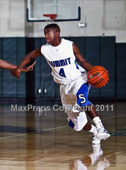 Thumbnail 3 in Cinco Ranch vs. Pasadena (McDonald's Texas Invitational) photogallery.