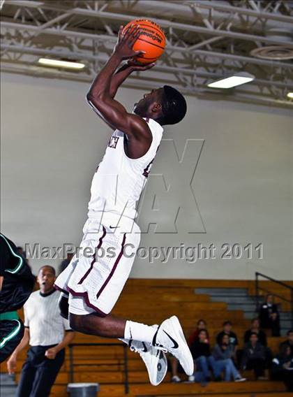 Thumbnail 2 in Cinco Ranch vs. Pasadena (McDonald's Texas Invitational) photogallery.
