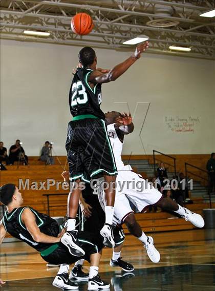 Thumbnail 3 in Cinco Ranch vs. Pasadena (McDonald's Texas Invitational) photogallery.