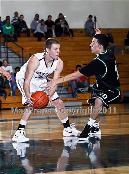 Thumbnail 2 in Cinco Ranch vs. Pasadena (McDonald's Texas Invitational) photogallery.