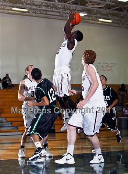 Thumbnail 3 in Cinco Ranch vs. Pasadena (McDonald's Texas Invitational) photogallery.