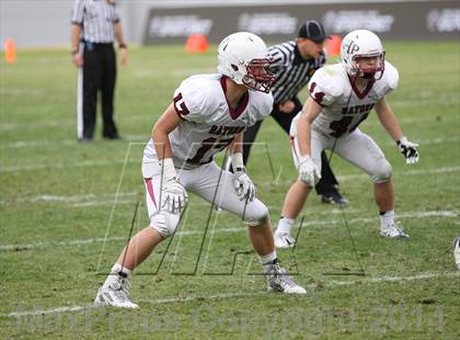 Thumbnail 2 in Corona del Mar vs. Sacred Heart Prep (CIF State D3 Final) photogallery.