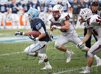 Thumbnail 3 in Corona del Mar vs. Sacred Heart Prep (CIF State D3 Final) photogallery.