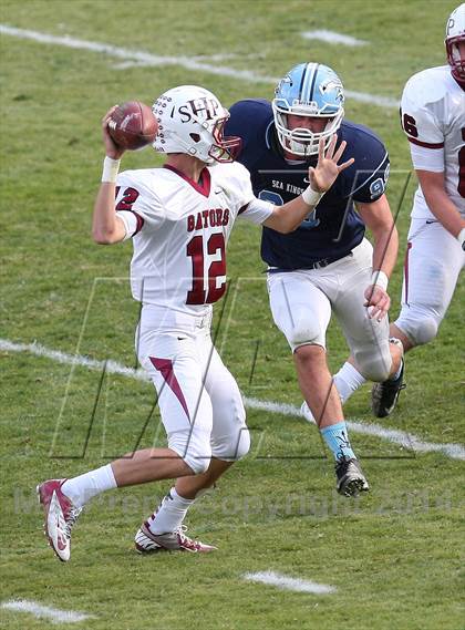 Thumbnail 2 in Corona del Mar vs. Sacred Heart Prep (CIF State D3 Final) photogallery.