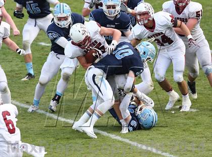 Thumbnail 3 in Corona del Mar vs. Sacred Heart Prep (CIF State D3 Final) photogallery.