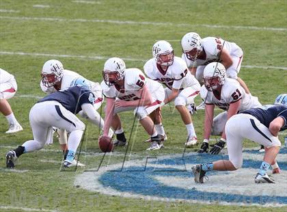 Thumbnail 3 in Corona del Mar vs. Sacred Heart Prep (CIF State D3 Final) photogallery.