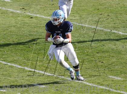 Thumbnail 3 in Corona del Mar vs. Sacred Heart Prep (CIF State D3 Final) photogallery.