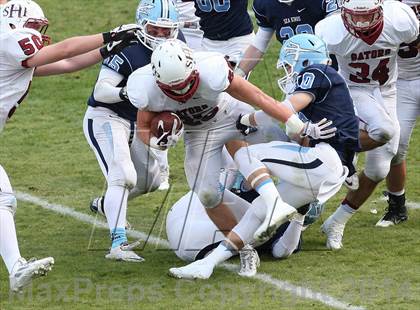 Thumbnail 2 in Corona del Mar vs. Sacred Heart Prep (CIF State D3 Final) photogallery.