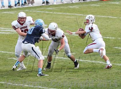 Thumbnail 2 in Corona del Mar vs. Sacred Heart Prep (CIF State D3 Final) photogallery.