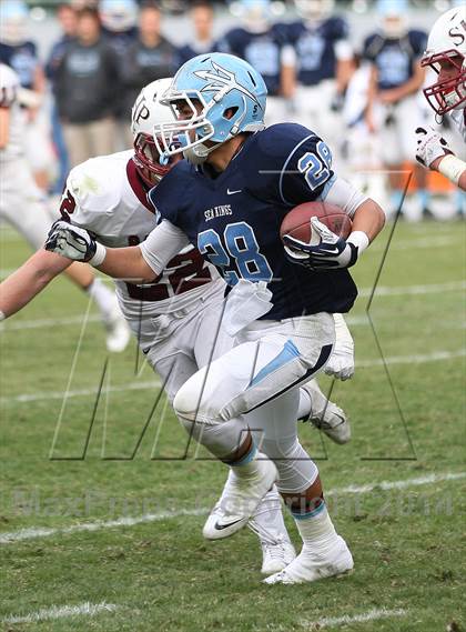 Thumbnail 1 in Corona del Mar vs. Sacred Heart Prep (CIF State D3 Final) photogallery.