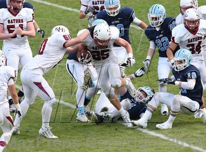 Thumbnail 3 in Corona del Mar vs. Sacred Heart Prep (CIF State D3 Final) photogallery.