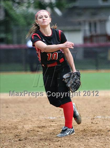 Thumbnail 2 in Hunterdon Central vs Livingston (NJSIAA Group 4 Semifinal) photogallery.