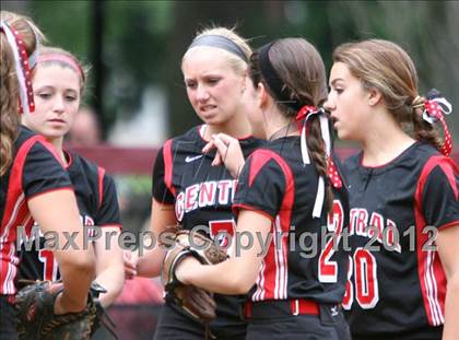 Thumbnail 1 in Hunterdon Central vs Livingston (NJSIAA Group 4 Semifinal) photogallery.