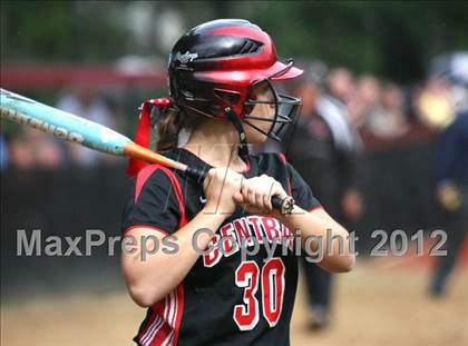Thumbnail 1 in Hunterdon Central vs Livingston (NJSIAA Group 4 Semifinal) photogallery.