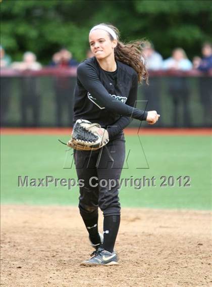 Thumbnail 3 in Hunterdon Central vs Livingston (NJSIAA Group 4 Semifinal) photogallery.