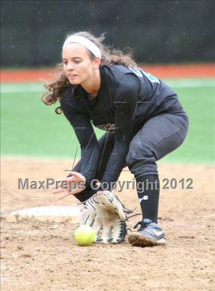 Thumbnail 1 in Hunterdon Central vs Livingston (NJSIAA Group 4 Semifinal) photogallery.