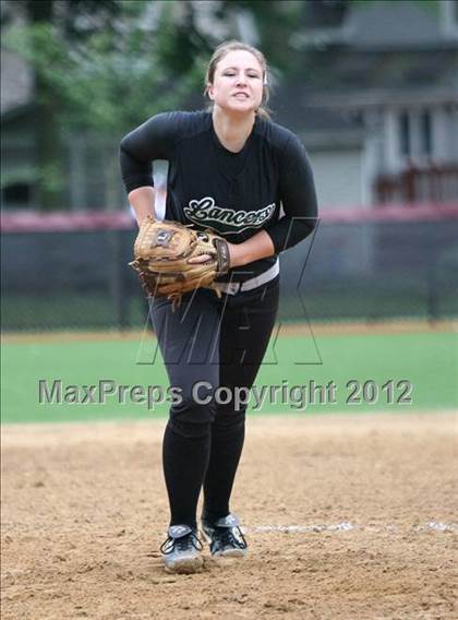 Thumbnail 2 in Hunterdon Central vs Livingston (NJSIAA Group 4 Semifinal) photogallery.