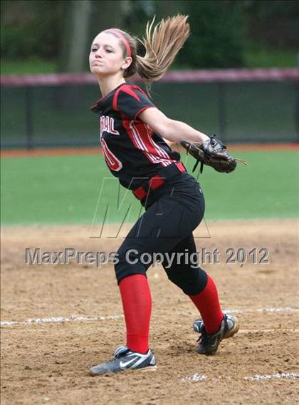 Thumbnail 3 in Hunterdon Central vs Livingston (NJSIAA Group 4 Semifinal) photogallery.