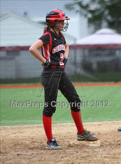 Thumbnail 3 in Hunterdon Central vs Livingston (NJSIAA Group 4 Semifinal) photogallery.