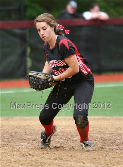 Thumbnail 1 in Hunterdon Central vs Livingston (NJSIAA Group 4 Semifinal) photogallery.