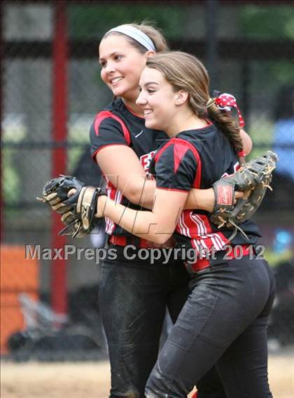 Thumbnail 3 in Hunterdon Central vs Livingston (NJSIAA Group 4 Semifinal) photogallery.