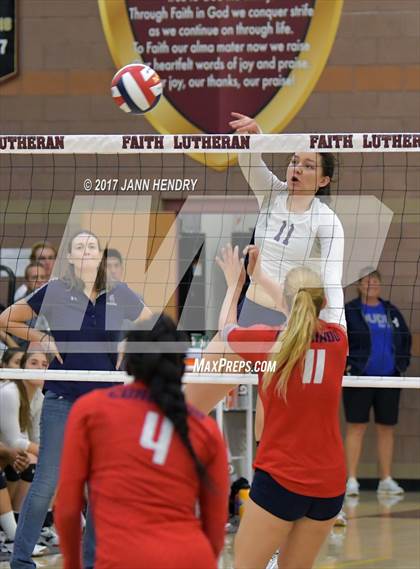 Thumbnail 2 in Coronado vs. Shadow Ridge (NIAA 4A State Semifinal) photogallery.