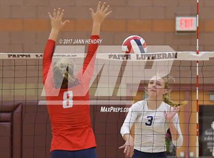 Thumbnail 3 in Coronado vs. Shadow Ridge (NIAA 4A State Semifinal) photogallery.