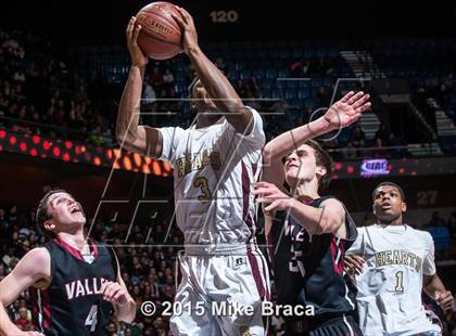 Thumbnail 2 in Valley Regional vs. Sacred Heart (CIAC Class S Final) photogallery.