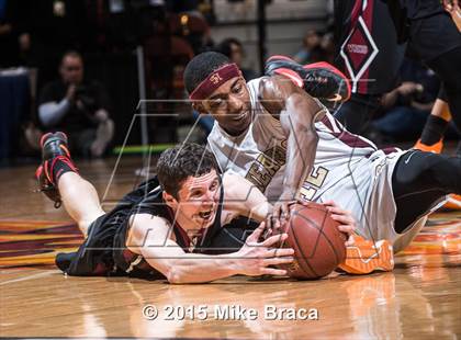 Thumbnail 1 in Valley Regional vs. Sacred Heart (CIAC Class S Final) photogallery.
