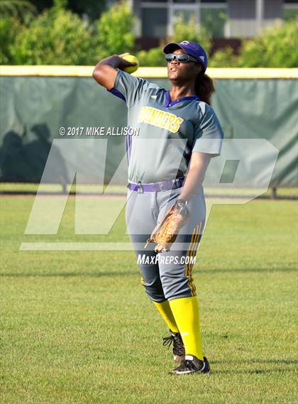 Thumbnail 3 in East Ridge vs Chattanooga Central photogallery.